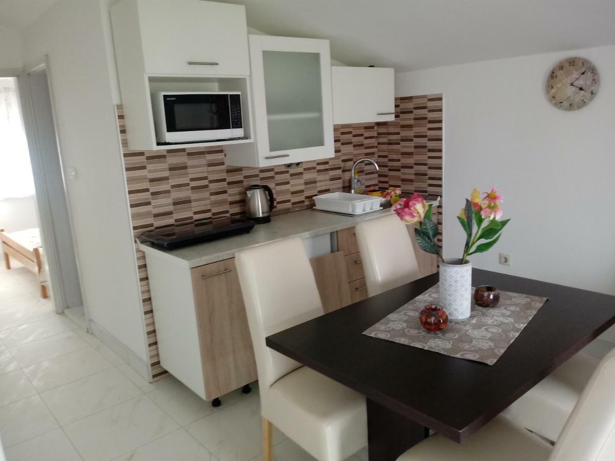 Apartmani Fran Vir Extérieur photo